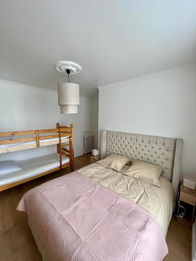 Appartement De Luxe Avec Fresque, Hyper Centre Et Parking Sure Fontainebleau Ngoại thất bức ảnh